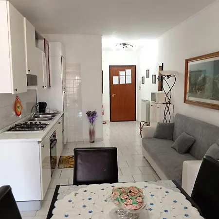 Nomentum House Apartment