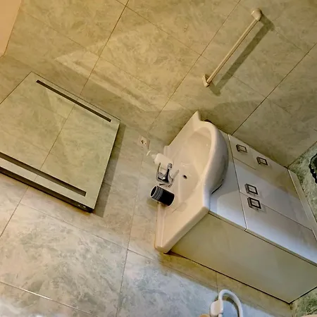 Διαμέρισμα Nomentum House